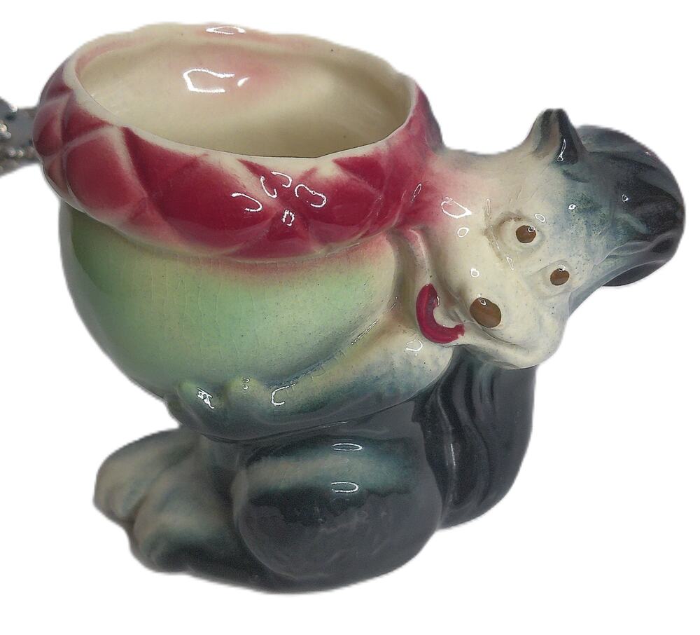 Vintage Shawnee Or McCoy Pottery Squirrel With Acorn Planter READ